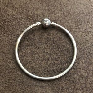 Bangle Pandora Bracelet